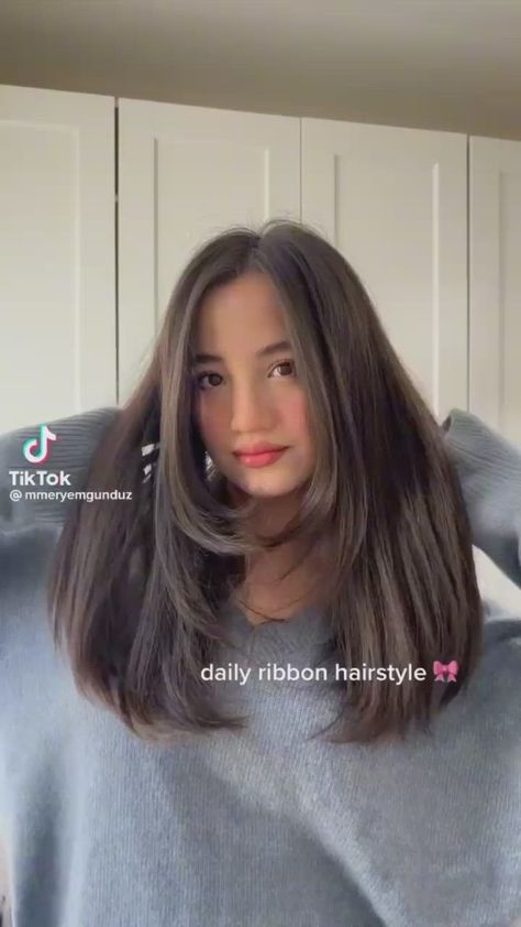 Easy hairstyles for mornings when you’re in a rush. Waves Hairstyle, Hairstyle Inspiration, Soft Waves, Hair Waves, Easy Hairstyles, Hair Inspiration, Rush, Hairstyles, Hair Styles