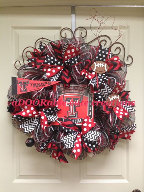 Texas Tech Red Raiders deco mesh wreath created by aDOORable cute creations - https://www.facebook.com/AdooRableCuteCreations?ref=hl Texas Tech Classroom Door Decoration, Texas Tech Tumbler Ideas, Texas Tech Wreath, Texas Tech Decor, Weymouth Dorm Texas Tech, Sport Wreaths, Nfl Wreaths, Ohio State Wreath, Tech Decor