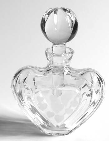 Heart Perfume Bottle, Heart Perfume, Perfume Bottle Design, Antique Perfume Bottles, Crystal Glasses, Antique Perfume, Bottle Necklace, Hair Brands, Needful Things