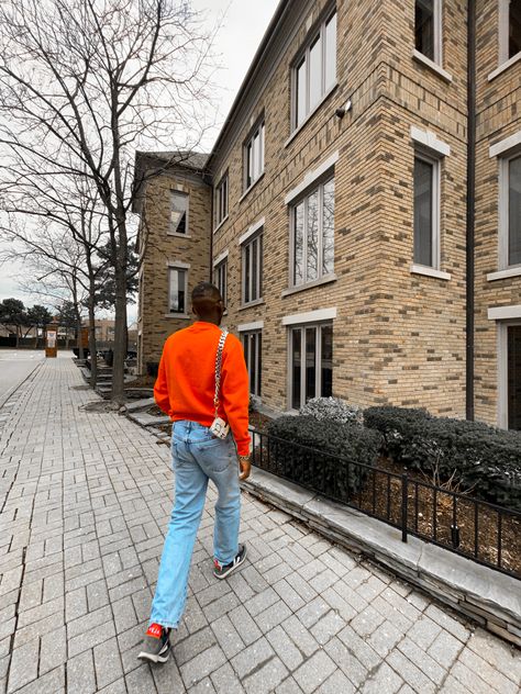 Orange Sweatshirt Outfit, Outfit Ideas Sweatshirt, Outfit For Autumn, Orange Sweatshirt, Orange Outfit, Nike Orange, Sweatshirt Outfit, Fashion Board, Outfit Casual