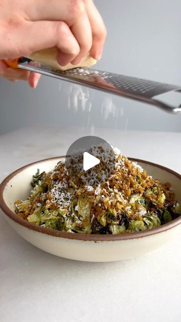 97K likes, 1,072 comments - justine_snacks on October 28, 2022: "Brussel(s) sprout salad with za’atar chickpea crumble and anchovy tahini - the full recipe is eagerly awaiting you on the blog (and linked...". Justine Snacks Baked Salad, Crispy Brussels And Chickpea Salad, Crunchy Creamy Tahini Salad, Roasted Brussel Sprout Salad With Tahini Dressing, Roast Chickpea Salad, Tahini Soba Noodle Salad, Brussel Sprout Salad, Anchovies, Meatless Meals