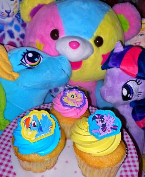 Kidcore Birthday Party, Kidcore Birthday, 2020 Indie, Mlp G3, Nostalgia Childhood, Soft Kidcore, Sweets Cake, Cute Bedroom Decor, Colour Board