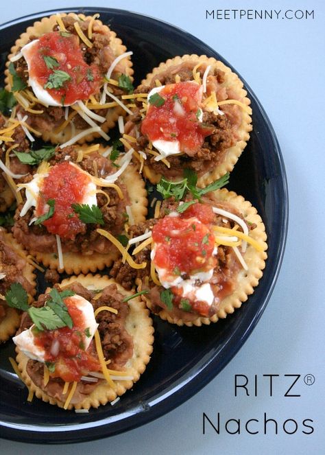 Easy Snack & Appetizer Recipe: Mini Nachos on RITZ® via @MeetPenny.  Top Big RITZ® with refried beans, taco seasoned beef, shredded cheddar cheese, sour cream and homemade salsa. Put It On A RITZ® SWEEPS Ritz Nachos, Ritz Cracker Recipes Appetizers, Ritz Appetizers, Cal Deficit, Easy Snack Appetizers, Crackers Appetizers, Ritz Cracker Recipes, American Housewife, Shredded Cheddar Cheese