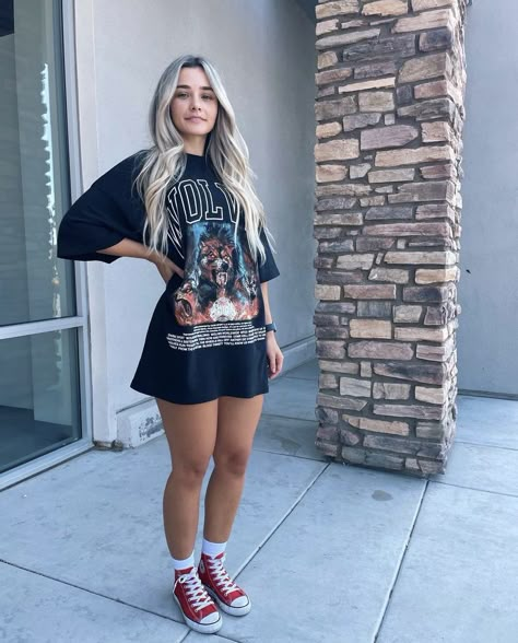 Band Tee As Dress, Dressed Up Oversized Tshirt Outfit, Punk Converse Outfit, Giant Tshirt Outfits, Summer Band Tee Outfits, Band Tshirt Dress Outfit, Oversized Tshirt As A Dress, Oversized Tshirt Outfit Women Summer, Oversized Graphic Tee Outfits Summer