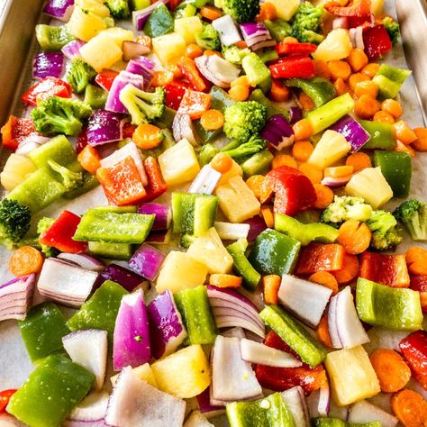 Hawaiian Veggie Tray, Hawaiian Chicken Sides, Hawaiian Roasted Vegetables, Sides For Hawaiian Chicken, Hawaiian Veggies, Hawaiian Vegetables, Hawaiian Side Dishes Veggies, Hawaiian Vegetables Side Dishes, Hawaiian Grilled Vegetables