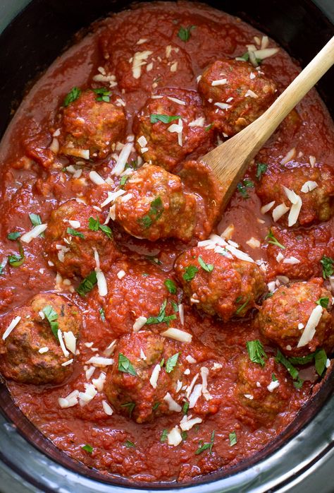 Slow Cooker Italian Meatballs Meatballs In Crockpot, Slow Cooker Italian Meatballs, Easy Slow Cooker Meatballs, Slow Cooker Meatballs Italian, Slow Cooker Italian, Italian Meatballs Recipe, Crock Pot Meatballs, Slow Cooker Meatballs, Italian Meatballs