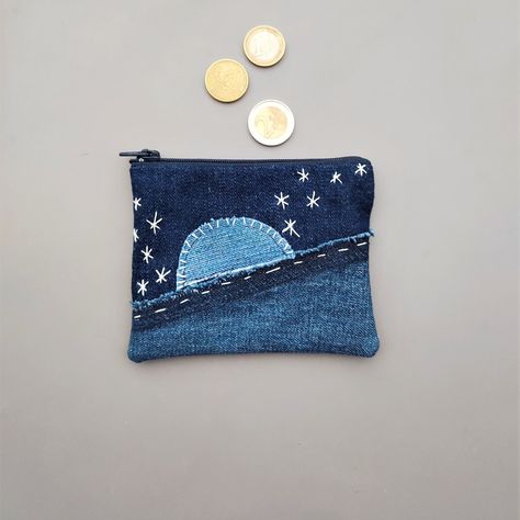 Boro Denim Upcycled Pouch Bag Repurposed Denim Coin Purse - Etsy Australia Denim Pouches Old Jeans, Denim Sewing Projects Upcycling, Denim Coin Purse, Sashiko Bag, Boro Denim, Denim Pouch, Childrens Purses, Diy Coin Purse, Denim Wallet