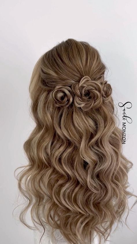 Trendy Formal Hairstyles, Hair Ideas For Homecoming, Hair Styles For Hoco, Curls For Prom, Prom Hair Inspo, Pretty Prom Hairstyles, Braided Prom Hairstyles, Prom Hair Ideas, Cornrows Ideas