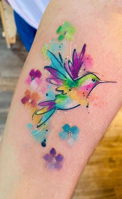 Hummingbird Tattoo Watercolor, Small Hummingbird Tattoo, Small Pretty Tattoos, Gorgeous Tattoos, Tatuaje A Color, Watercolor Tattoos, Cute Small Tattoos, Hummingbird Tattoo, Bird Tattoo