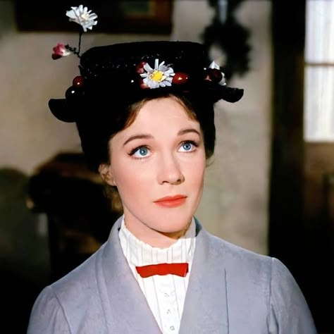 Julie Andrews Mary Poppins, Mary Poppins Costumes, Mary Poppins Hat, Mary Poppins Musical, Mary Poppins Movie, Deeds Not Words, Saving Mr Banks, Mary Poppins 1964, Mr Banks