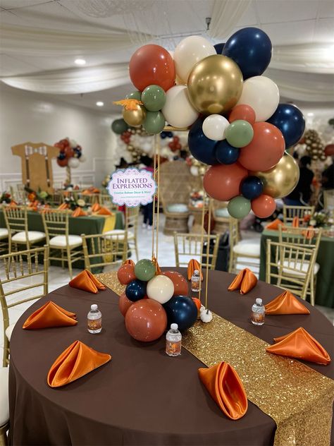 Balloon Garland Centerpiece Table, Fall Banquet Decorations, Fall Balloon Centerpieces, Fall Ballons Decoration, Balloons Centerpieces Ideas, Tall Balloon Centerpieces, How To Make Balloon Centerpieces, Balloon Garland Centerpiece, Balloon Garland Table