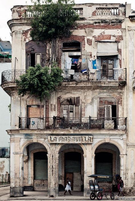 Cuban Architecture, Old Havana Cuba, Cuba Photography, Visit Cuba, Porto Rico, Cuba Travel, Havana Cuba, Architecture Old, Round The World