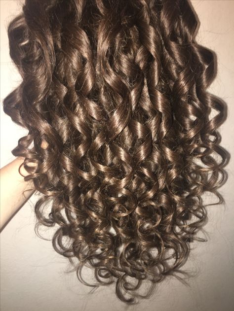 Natural Curly Hair Cuts, Curly Hair Care Routine, Mixed Curly Hair, Brown Curly Hair, Curly Hair Photos, Beautiful Curly Hair, Hairdos For Curly Hair, Hair Stylies, Curly Hair Inspiration