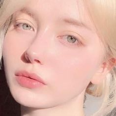 my skin White Skin Aesthetic, Pale Skin Aesthetic, Pale White Skin, White Skin Tone, Smokey Eye Easy, Porcelain Skin, Pink Skin, Beauty Goals, White Skin