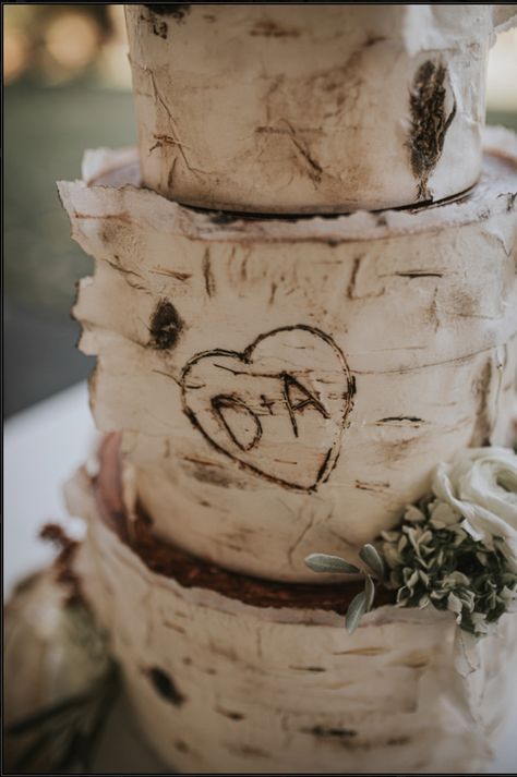 Wafer Paper Birch Tree Cake Tree Bark Cake, Birch Bark Cake, Tree Wedding Cake, Tree Stump Wedding Cake, Tree Cake, Birch Cake, Birch Tree Cake, Tree Trunk Wedding Cake, Birch Tree Wedding Cake