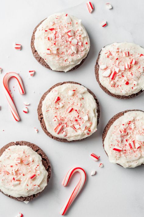 Chocolate Crinkle Cookies with Peppermint Frosting - Made It. Ate It. Loved It. Chocolate Cookies With Peppermint Frosting, Chocolate Cookies With Peppermint, Peppermint Crinkle Cookies, Cookies With Peppermint, Powdered Sugar Frosting, Peppermint Frosting, Chocolate Crinkle, Chocolate Peppermint Cookies, Cookies Holiday