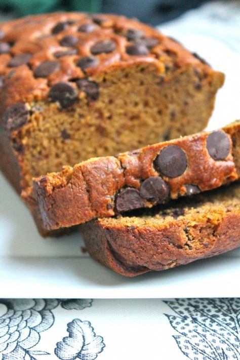 dark chocolate chunk pumpkin bread Chocolate Chunk Bread, Pumpkin Baking, Chocolate Pumpkin Bread, Morning Magic, Pumpkin Recipe, Chocolate Bread, Chocolate Chunk, Bread Machine Recipes, Pumpkin Chocolate