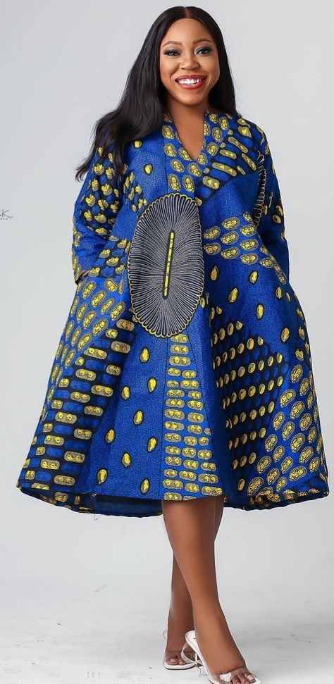 Plus Size Traditional Dresses African, Ankra Fashions For Ladies, Plus Size African Fashion Ankara, Ankara Styles For Plus Size Ladies, Kitenge Dress Designs Unique, African Dresses Plus Size, African Blouses, Afrocentric Fashion, African Fabric Dress