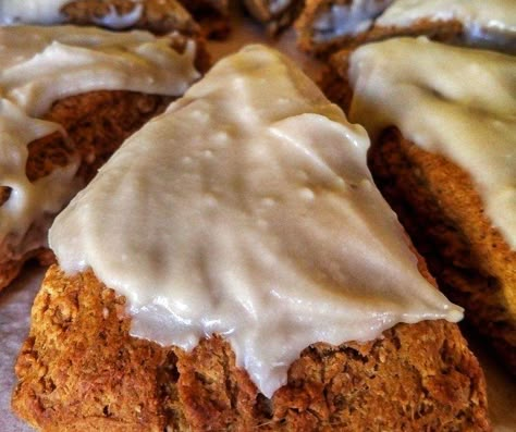 Perfect Scones, Gingerbread Scones, Lavender Scones, Best Scone Recipe, Tiny Backyard, Joy Cookies, Almond Joy Cookies, Scones Recipe Easy, Homemade Scones