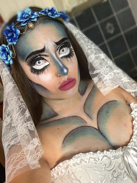 Corpse Bride Halloween Makeup, Bride Halloween Makeup, Corpse Bride Halloween, Corpse Bride Makeup, Bride Halloween, Halloween Makeup Look, Emily Corpse Bride, Matte Powder, Halloween Costumes Makeup