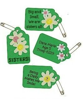 Girl Scout Daisy Activities, Swaps Ideas, Gs Swaps, Camp Hat, Brownie Scouts, Scout Swaps, Brownie Girl Scout, Girl Scout Daisy, Girl Scout Activities