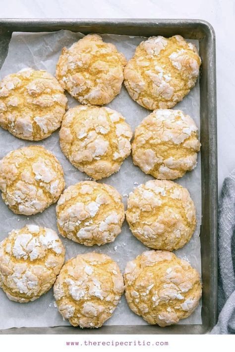 These gooey butter cookies are made with all of the best ingredients. Cream cheese, powdered sugar, yellow cake mix for easy prep, and of course- all the butter. Goey Butter Cookies, Gooey Butter Cookies Recipe, Yellow Cake Mix Cookies, Ooey Gooey Butter Cookies, Butter Cake Cookies, Amazing Cookie Recipes, Chocolate Cake Mix Cookies, Gooey Butter Cookies, Gooey Chocolate Chip Cookies