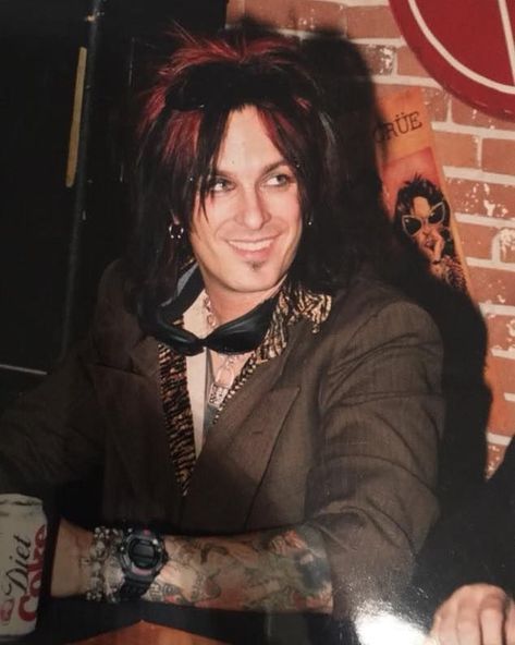 ⚡Nikki Sixx⚡ on Instagram: “The most beautiful man🖤 . . . #motleycrue #nikkisixx #tomylee #mickmars #vinceneil #mötleycrüe #thedirt #thedirtmovie #kickstarmyheart…” Motley Crue Nikki Sixx, Rare Tattoos, Sixx Am, Vince Neil, Motley Crüe, Nikki Sixx, Glam Metal, Tommy Lee, Neil Young