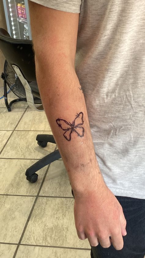 Chain Butterfly Tattoo, Bar Wire Tattoo, Bob Wire Tattoos, Barbed Wire Butterfly Tattoo, Wire Butterfly Tattoo, Barbed Wire Butterfly, Butterfly Bar, Wire Butterfly, Chain Tattoo