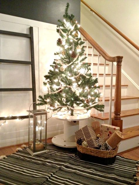 Cable-Spool-Tree-Stand-3-768x1024 Wooden Spool Ideas, Diy Cable Spool Table, Best Christmas Tree Stand, Cable Spool Tables, Wooden Cable Spools, Wooden Spool Projects, Cable Spools, Faux Christmas Tree, Spool Ideas