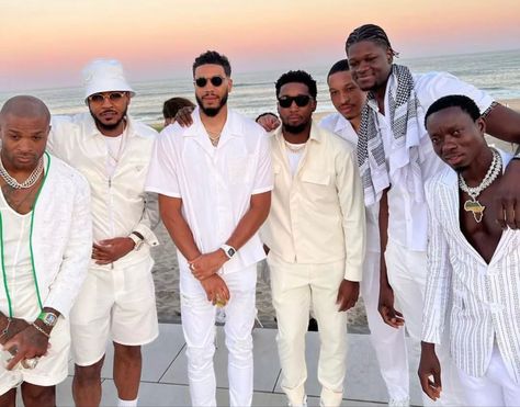 Boat Party Outfit, Hamptons Party, All White Party Outfits, White Party Theme, Bday Dress, Grad Trip, White Party Outfit, Guys Trip, Party Outfit Men