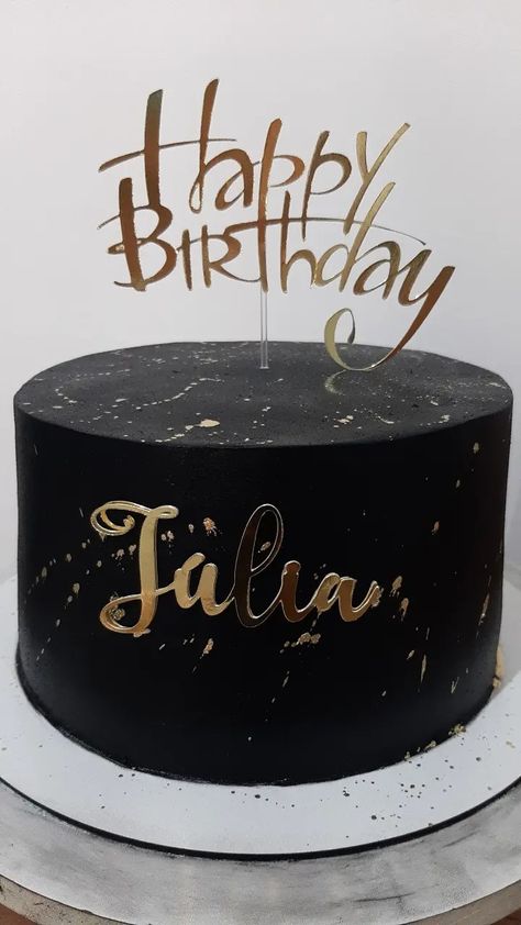 Bolo Black, 18th Birthday Decorations, 18th Birthday, Cake Designs, Birthday Decorations, Birthday Cake, Cake, Birthday, Black