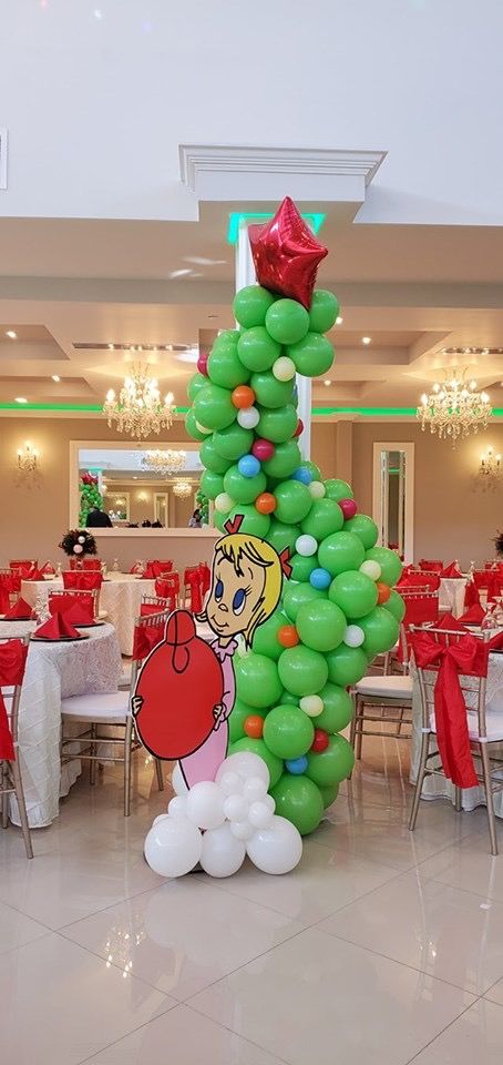 Christmas Grinch Party, Christmas Baby Shower Theme, Grinch Baby, Baby Shower Theme Ideas, Ward Christmas Party, Snowman Party, Christmas Balloon Decorations, Grinch Decorations, Grinch Christmas Party