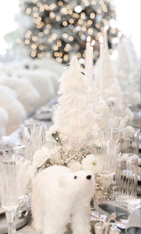 Winter Wonderland Baby Shower Boy, Winter Baby Shower Themes, Snowflake Baby Shower, Winter Wonderland Baby Shower, Outside Baby Showers, Winter Wonderland Theme, White Baby Showers, Outdoor Baby Shower, Glam Christmas