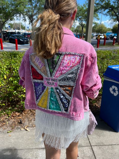 Taylor Swift Eras Tour Jacket, Eras Tour Painted Jacket, Taylor Swift Eras Jacket, Diy Eras Tour Jacket, Couples Eras Tour Outfits, Eras Tour Jacket Diy, Concert Stage Aesthetic, Eras Tour Outfit Diy, Creative Eras Tour Outfits