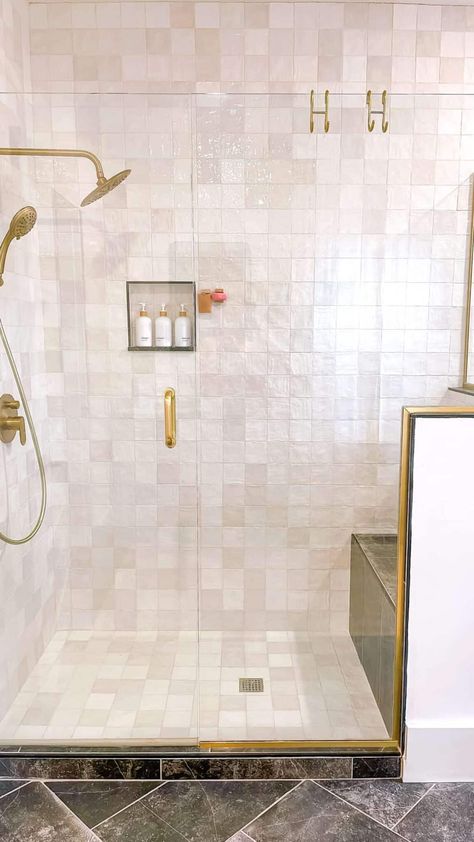 Shower Tile Trim, Tile Trim Ideas, Tile Combinations, Shower Pan Tile, Small Tile Shower, Colorful Bathroom Tile, Molding Ideas, Grey Bathroom Tiles, Trim Ideas