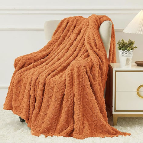 Our plush blanket throws has a luxurious 3D faux diamond floral pattern and elegant light color, it complements any furniture in your home, adding layers and charm to your home decor, bringing a warm and cozy home atmosphere. It's perfect for all seasons, kids and adults will love it.