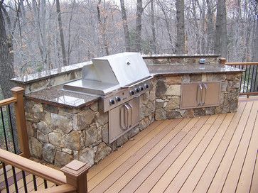 Built-in Grill on Deck Grill On Deck, Gas Barbecue Grill, Outside Grill, Diy Grill, Grill Area, Outdoor Kitchen Appliances, Outdoor Grills, Built In Grill, Outdoor Kitchen Design