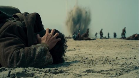 Dunkirk (2017) Christopher Nolan Dunkirk Movie, Beautiful Cinematography, Full Metal Jacket, Movie Shots, Jesse James, Christopher Nolan, Alternative Movie Posters, Film Serie, Film Stills