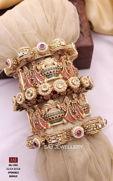 Indian Wedding Accessories For Bride, Bangles For Bride South Indian Weddings, Lakh Bangles For Bride, Marriage Bangles Indian Weddings, Kandora Dizain, Bridal Bangles Wedding Indian, Wedding Chooda Bridal, Bride Bangles Indian Bridal, Choda Design