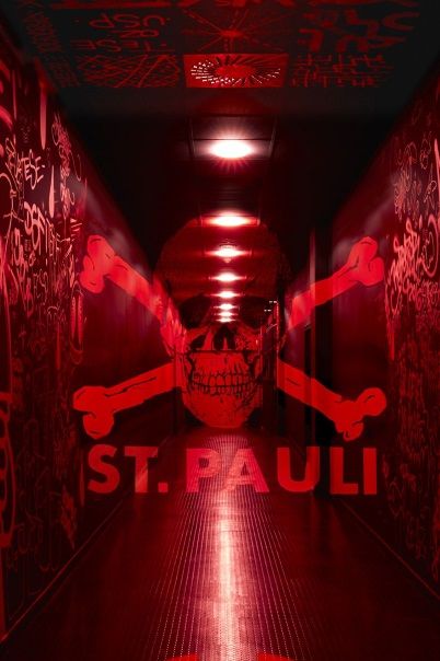 Skinhead Style, Fc St Pauli, Skinhead Fashion, Santa Paula, Ultras Football, Hotline Miami, St Pauli, Idea Wall, Foot Ball