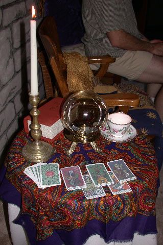 Divination Divination Classroom, Tarot Reading Party, Tarot Table Ideas, Tarot Table Decor, Tarot Card Table, Professor Trelawney Classroom, Tarot Card Reader Table Decor, Fortune Teller Table Decorations, Tarot Card Party