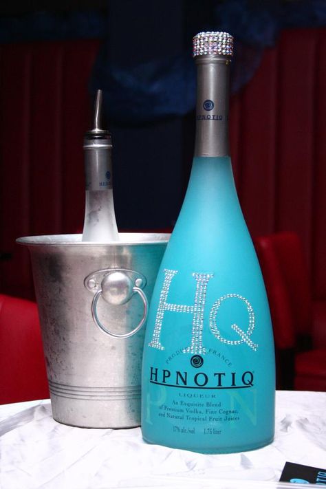 Hpnotiq Remains a Hot Liqueur for the Coolest, Bluest Cocktails: Hypnotiq Hypnotic Drinks, Hpnotiq Drinks, Blue Margarita, Alcohol Spirits, Sloe Gin, Mexican Drinks, Cherry Liqueur, Premium Vodka, Blue Cocktails