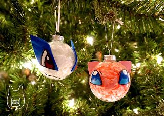 Otaku Crafts: Make Your Own Pokemon Ornament Pokemon Christmas Ornaments, Make Your Own Pokemon, Pokemon Ornaments, Diy Pokemon, Pokemon Christmas, Geek Christmas, Pokemon Diy, Pokemon Craft, Crochet Geek