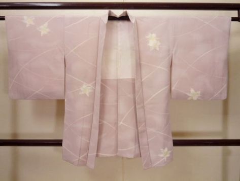 Pink Haori, Haori Pattern, Men's Yukata, Jewelry Dress, Yukata Kimono, Outfit Styles, Clothing Design Sketches, Old Fashion Dresses, Need Friends