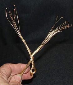 Sculpture Tutorial, Copper Wire Crafts, Gem Tree, Wire Wrapping Tools, Art Fil, Bonsai Wire, Tree Tutorial, Copper Wire Art, Wire Jewelry Rings