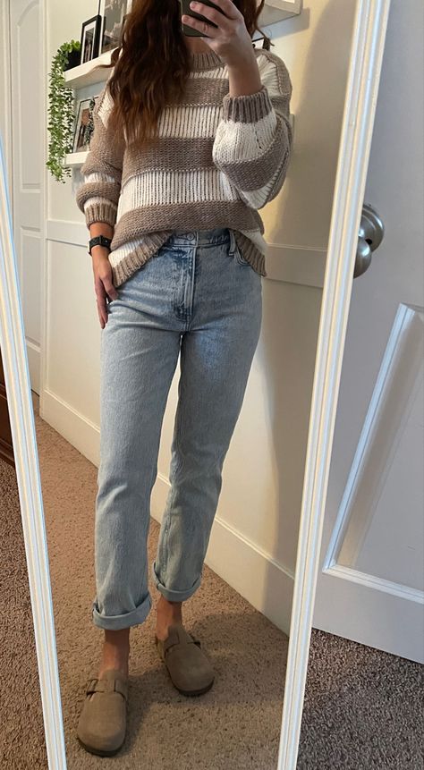 Crew Socks Outfit Fall, Birkenstock Clogs Outfit Business Casual, Clogs And Sweatpants, Straight Leg Jeans Fall Outfits, Plus Size Jeans Outfit Fall, Beige Clogs Outfits, Cream Straight Leg Jeans Outfit, Stonewashed Jeans Outfit, Cute Outfits With Birkenstock Clogs