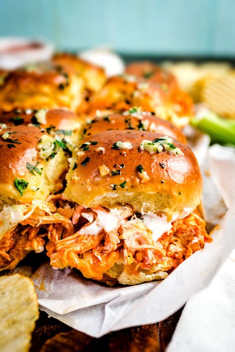 Buffalo Sliders, Sliders Recipes Chicken, Shredded Buffalo Chicken, Chicken Buffalo, Smoked Chicken Breast, Chicken Breast In Air Fryer, Buffalo Chicken Sliders, Easy Buffalo Chicken, Buffalo Chicken Sandwiches