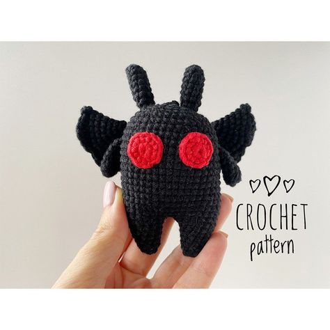 Moth crochet pattern, Crochet keychain pattern, Cute car accessories, Goth Decor -  #accessories #Car #Crochet #Cute #decor #Goth #Keychain #Moth #Pattern Moth Crochet Pattern, Moth Crochet, Crochet Pour Halloween, Accessories Goth, Keychain Pattern, Crochet Unique, Confection Au Crochet, Crochet Keychain Pattern, Halloween Crochet Patterns