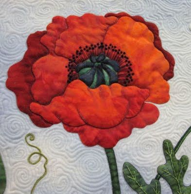 Poppy Quilt, The Quilt Show, Flower Quilts, Landscape Quilts, Flower Quilt, Applique Quilting, Applique Pattern, Mini Quilts, Applique Patterns