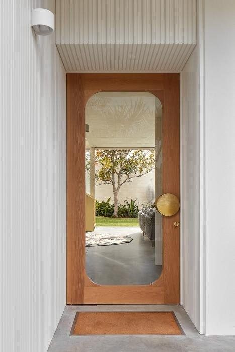 WHAT’S YOUR FRONT DOOR STYLE? — Adore Home Magazine Gate Design Modern Indian, Home Gate Design Modern, Gate Design Modern Entrance, Gate Design Modern, Home Gate, Home Gate Design, Front Door Styles, Modern Entrance, Front Gate